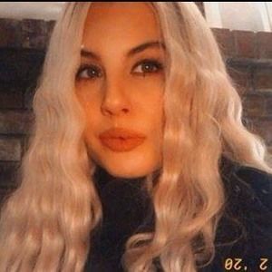 Meet your Posher, Kristina